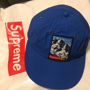 Blue Urban Explorer NorthFace X Supreme